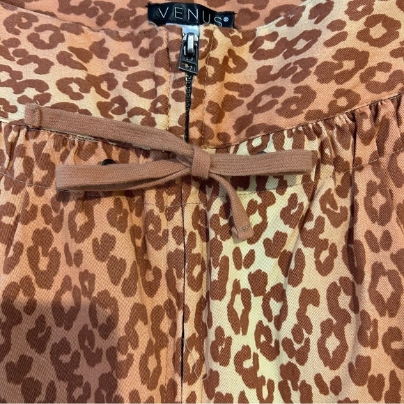 Venus Leopard Cheetah Animal Print Cargo Pants - Picture 10 of 16